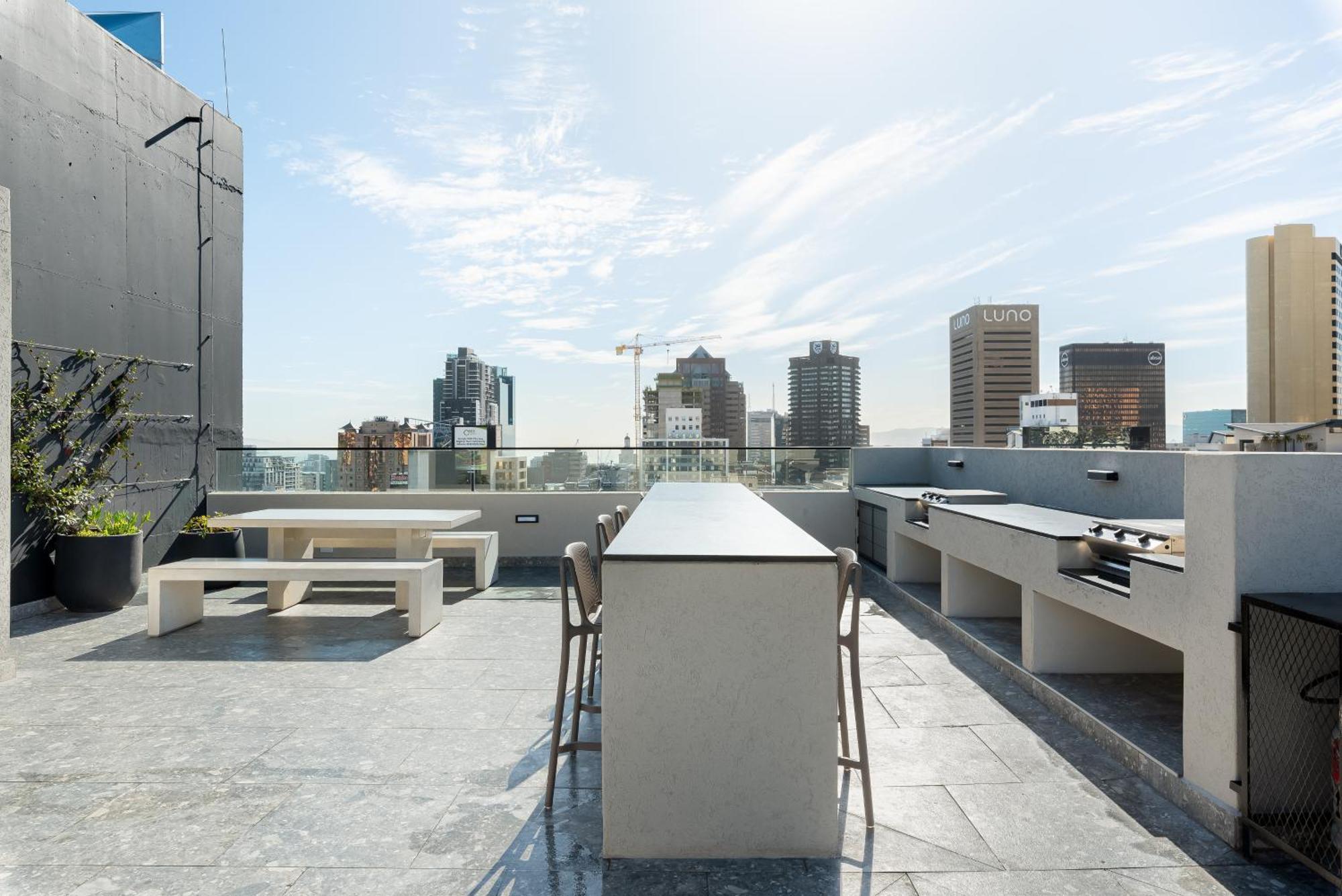 The Tokyo Aparthotel By Totalstay Cape Town Eksteriør bilde