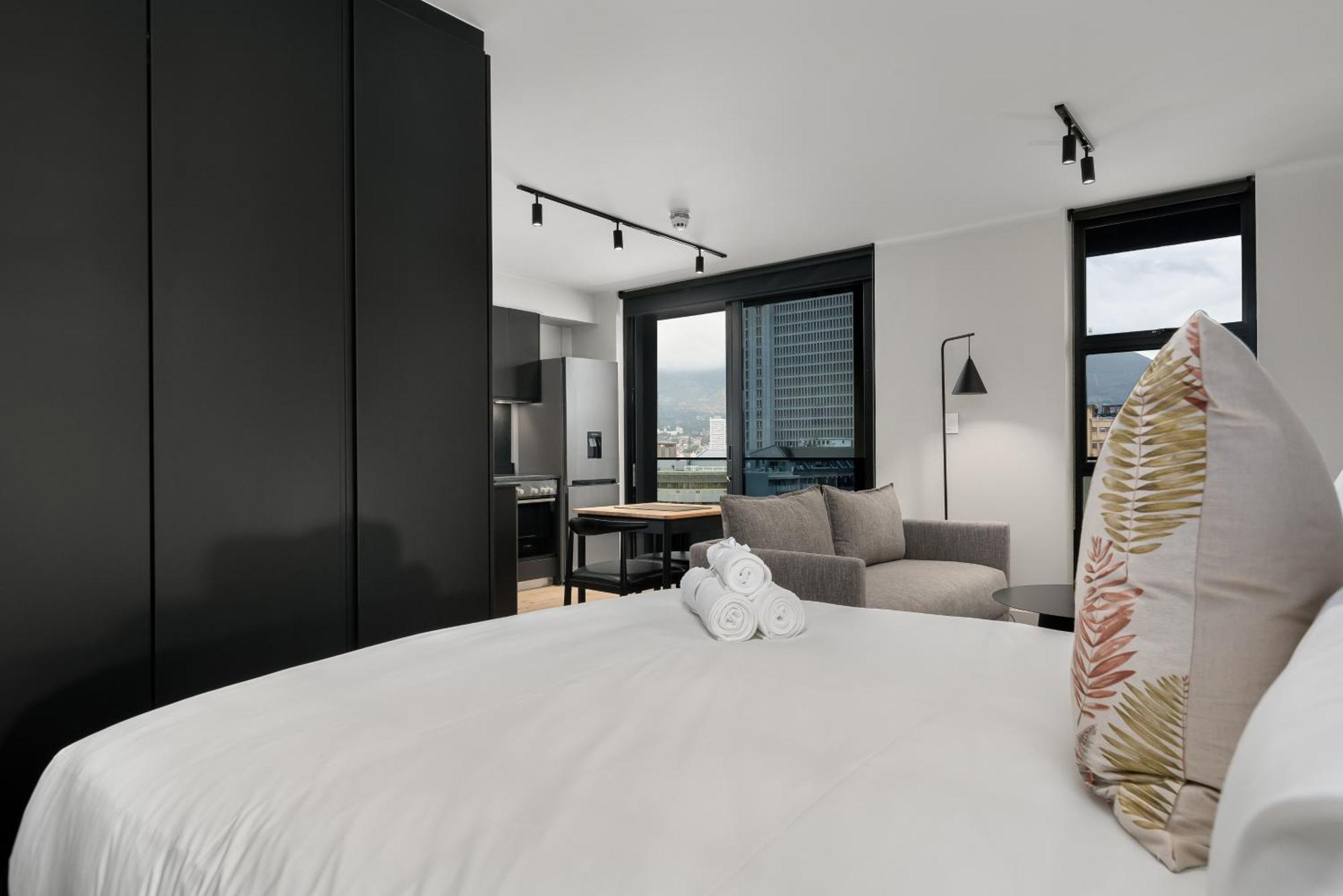 The Tokyo Aparthotel By Totalstay Cape Town Eksteriør bilde